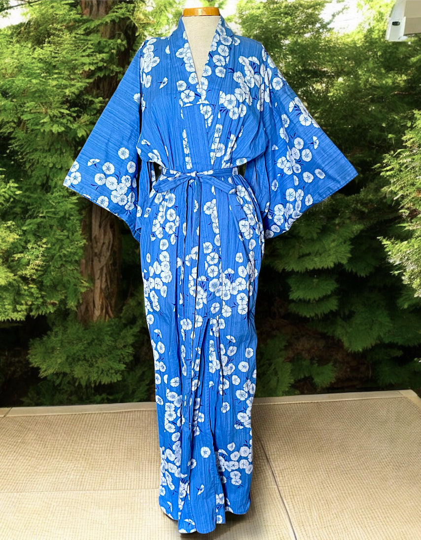 Vintage 1960’s Blue & White Cherry Blossom Flower Print Kimono
