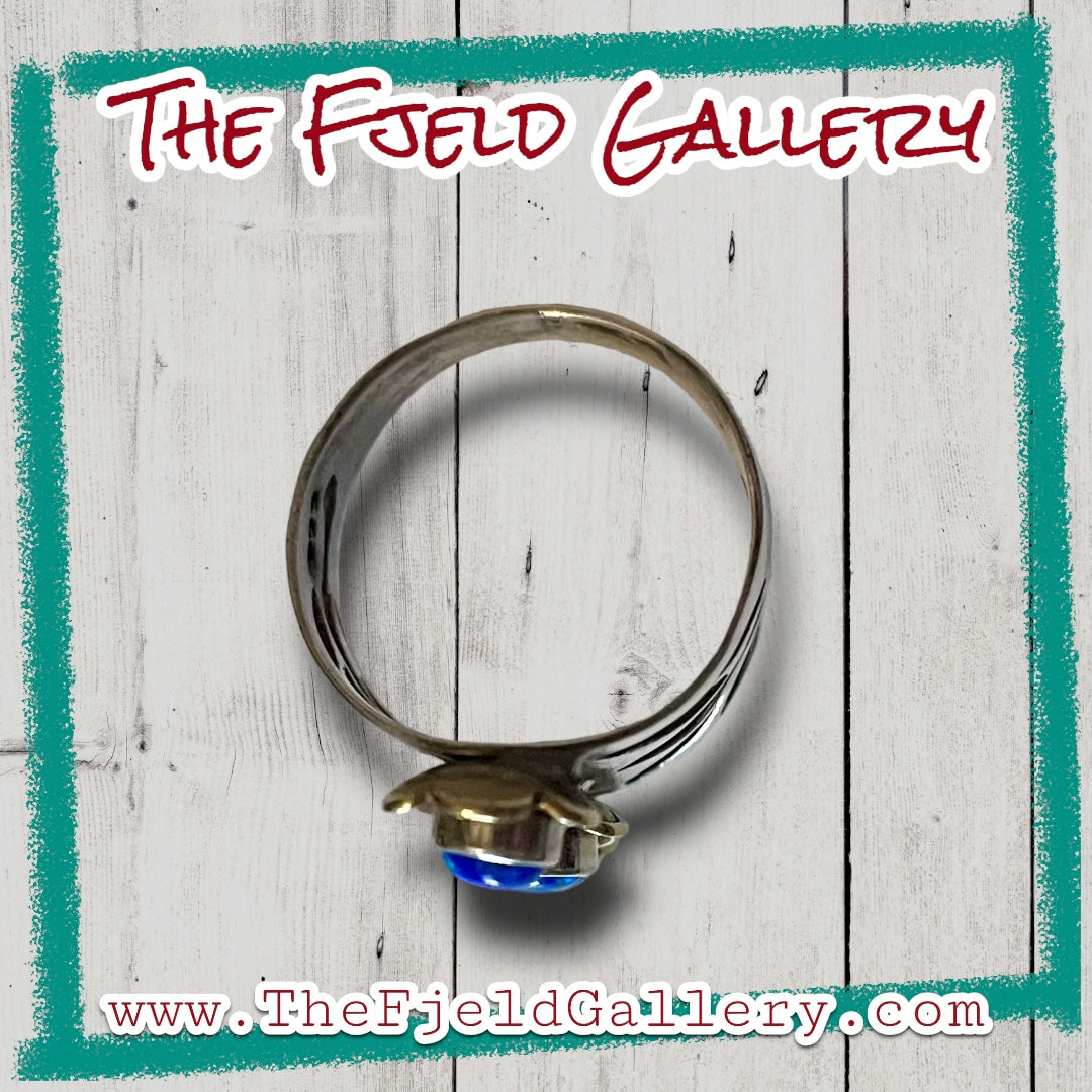 Blue Fire Opal 3 Stone Vintage Sterling Silver & Gold Flower Ring