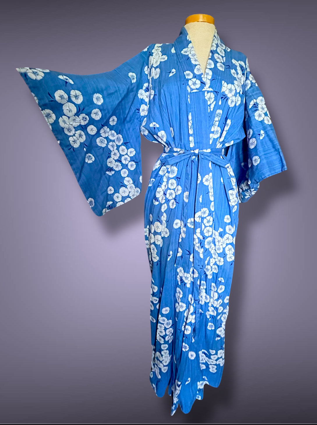Vintage 1960’s Blue & White Cherry Blossom Flower Print Kimono