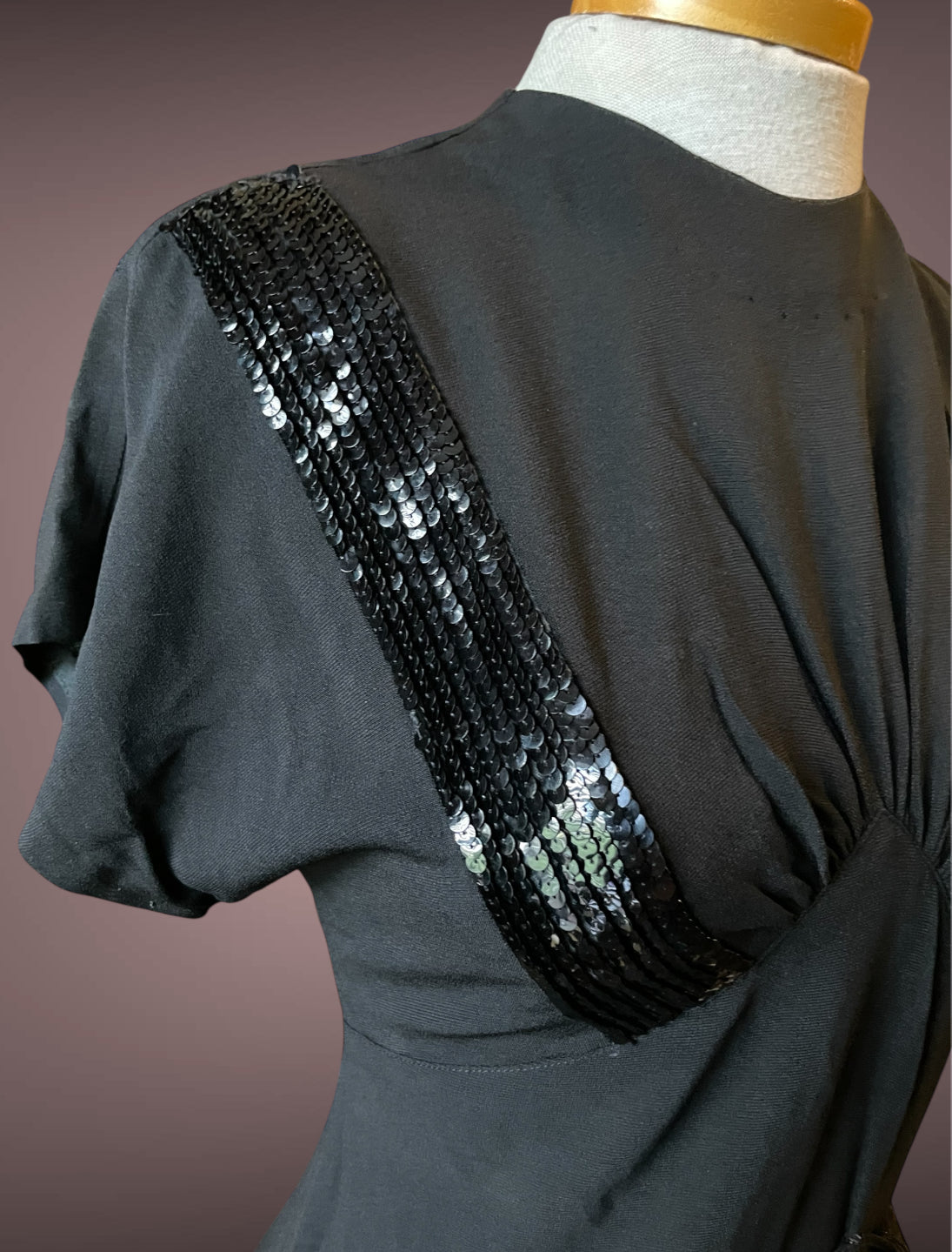 1930’s Black Sequin Striped Gathered Drop Bust Bow Detail Kimono Sleeve A Dress
