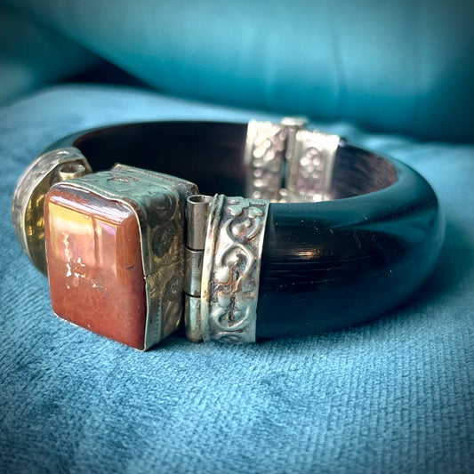 Brutalist Amber Botswana Agate & Black Ebony Chunky Silver Pin Hinged Bangle Bracelet