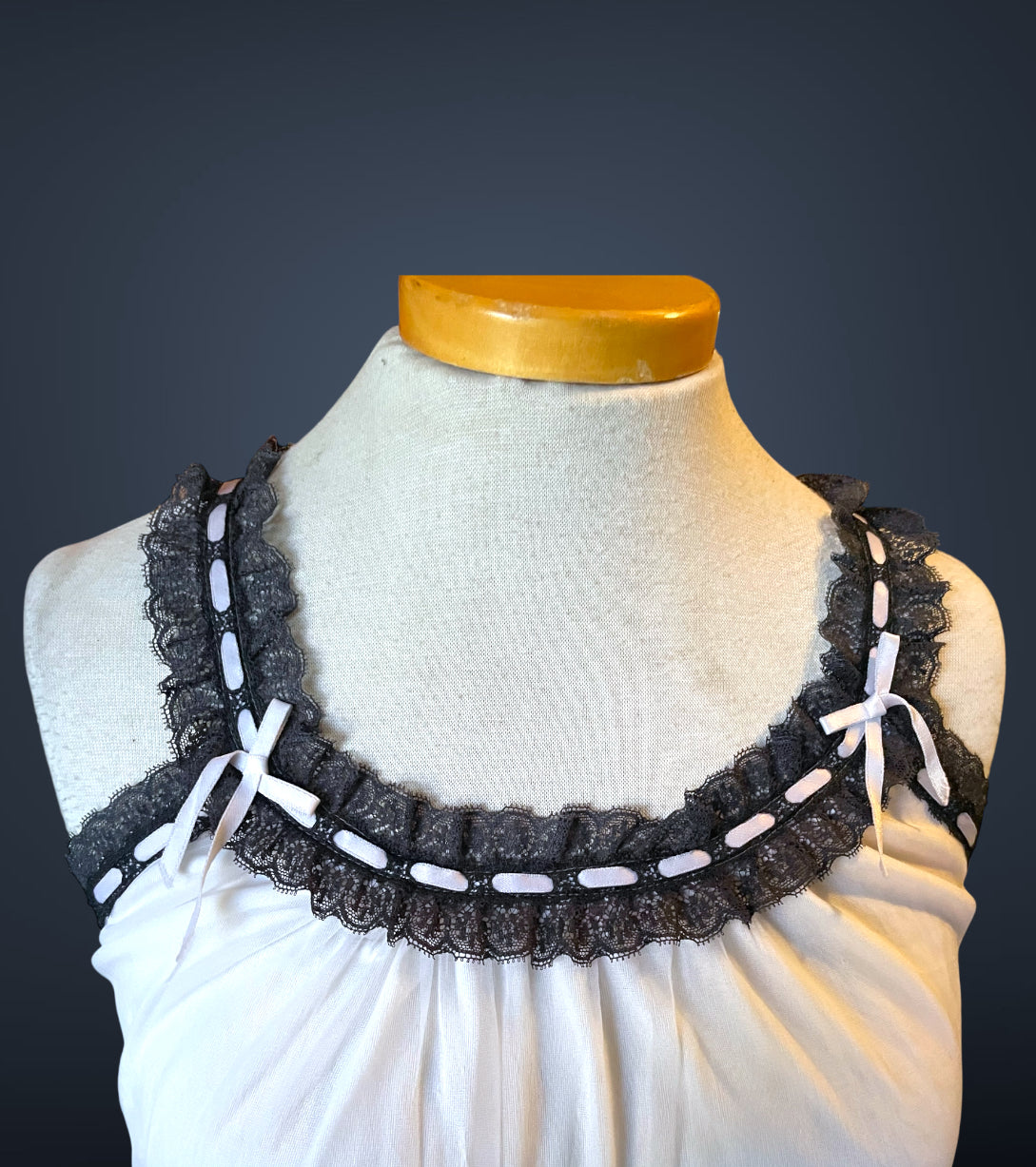1960’s Black & White Sheer Lace Nightgown Peignoir Set