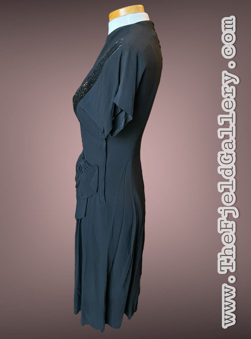 1930’s Black Sequin Striped Gathered Drop Bust Bow Detail Kimono Sleeve A Dress