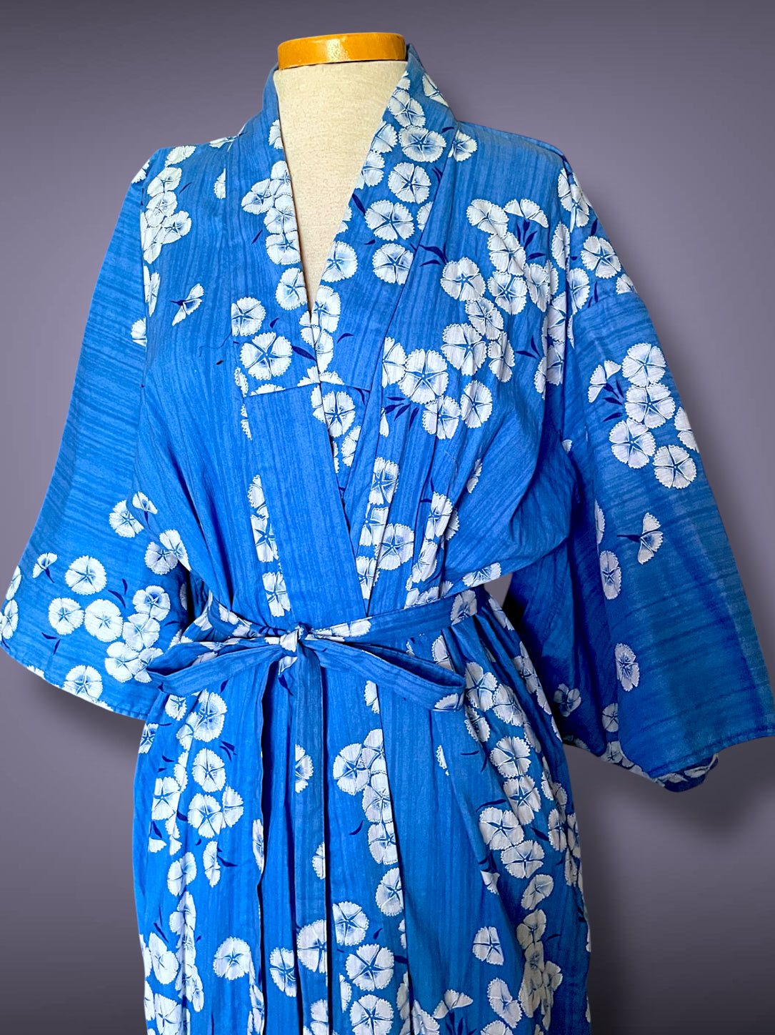 Vintage 1960’s Blue & White Cherry Blossom Flower Print Kimono