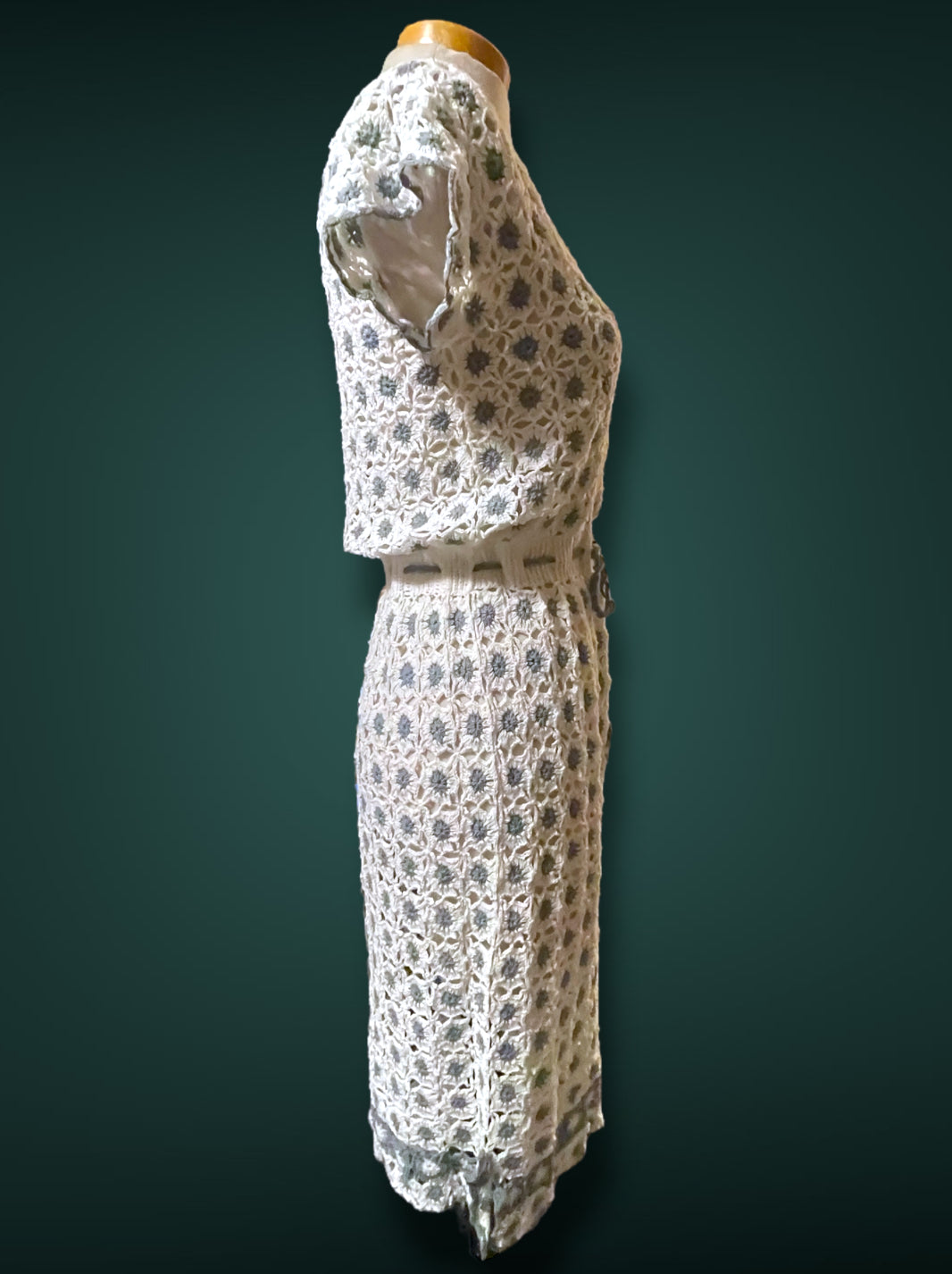 1970’s Vintage White & Gray Crochet Knit Floral Bow Waist Dress
