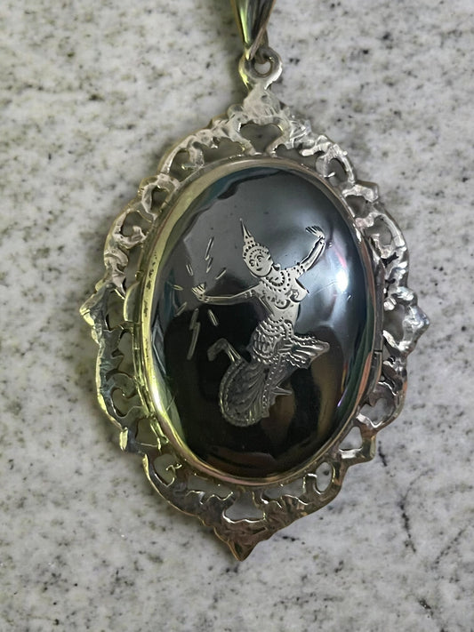 Sterling Silver 1940’s Siam Nielloware Mekkelah Lightning Goddess Photo Locket Necklace
