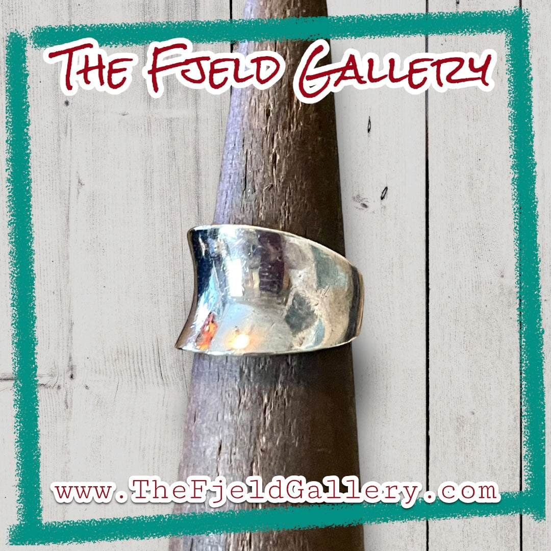 Vintage Wide Band Concave Sterling Silver Ring