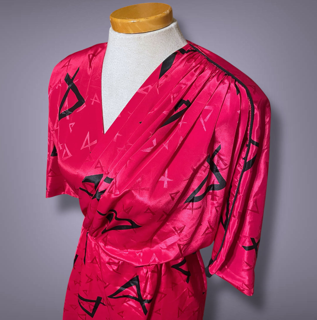 1980’s Magenta Pink Black Abstract Geometric Print Pleated Wrap Dress