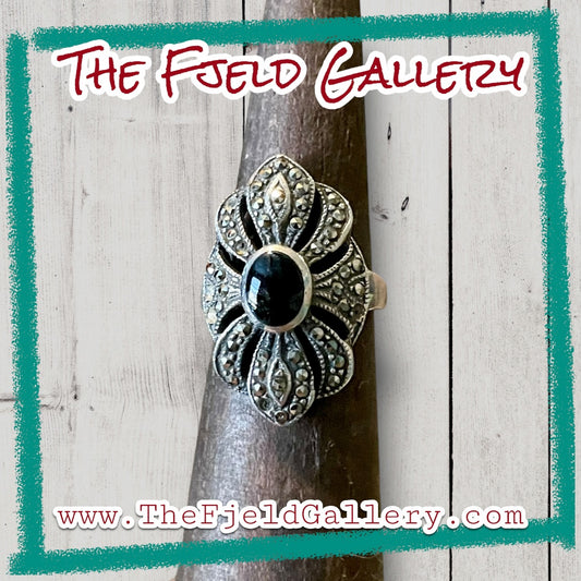 Onyx & Marcasite Art Deco Petal Sterling Silver Vintage Ring