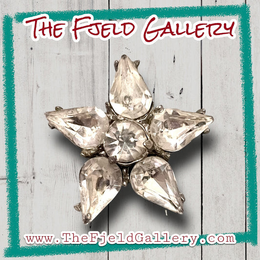 Vintage Hollywood Regency Crystal Rhinestone Flower Brooch
