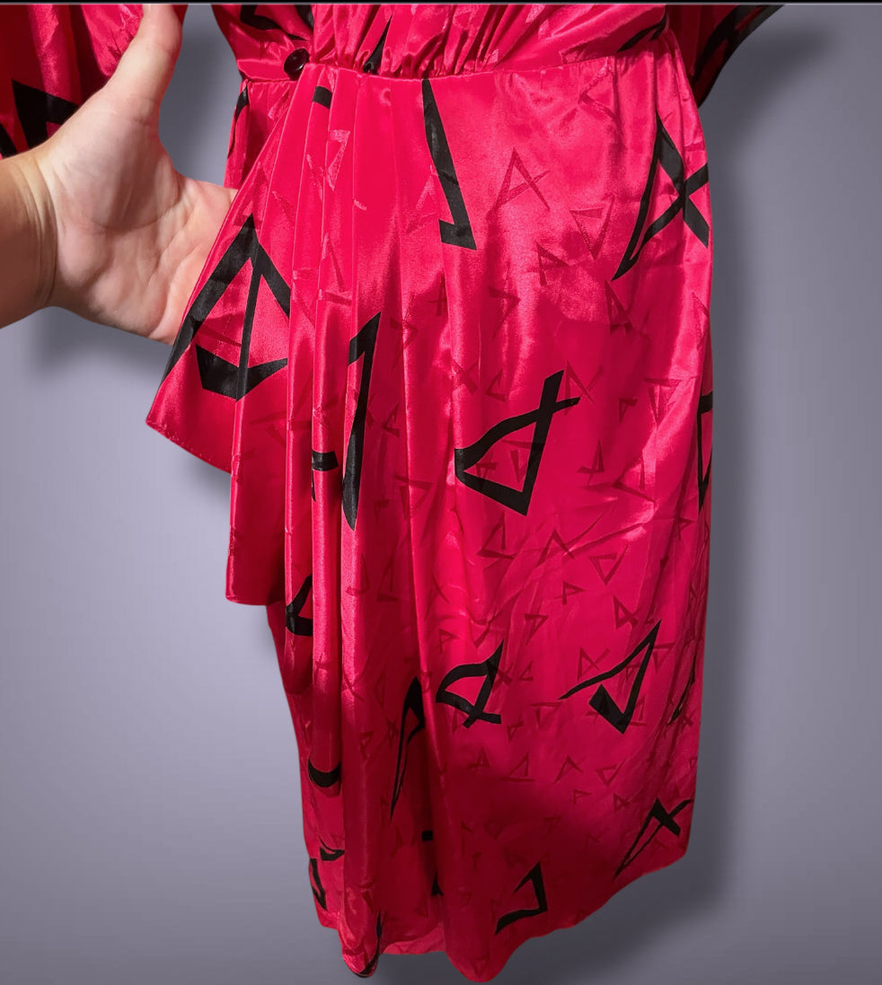 1980’s Magenta Pink Black Abstract Geometric Print Pleated Wrap Dress