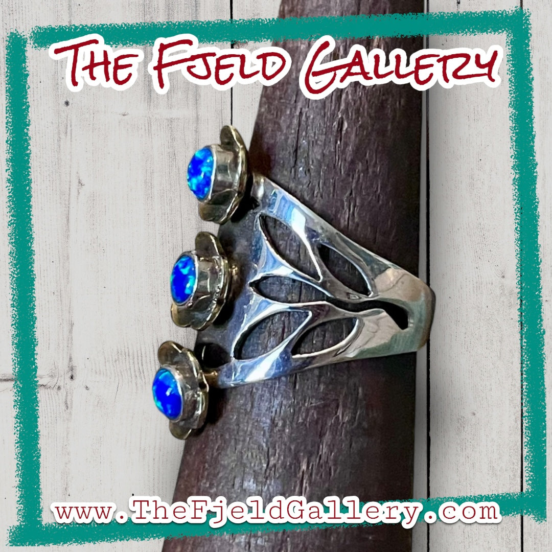Blue Fire Opal 3 Stone Vintage Sterling Silver & Gold Flower Ring