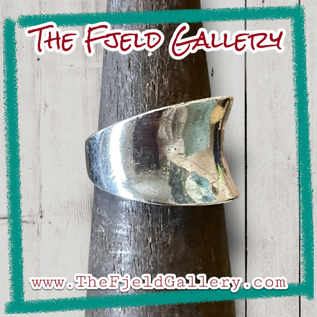 Vintage Wide Band Concave Sterling Silver Ring