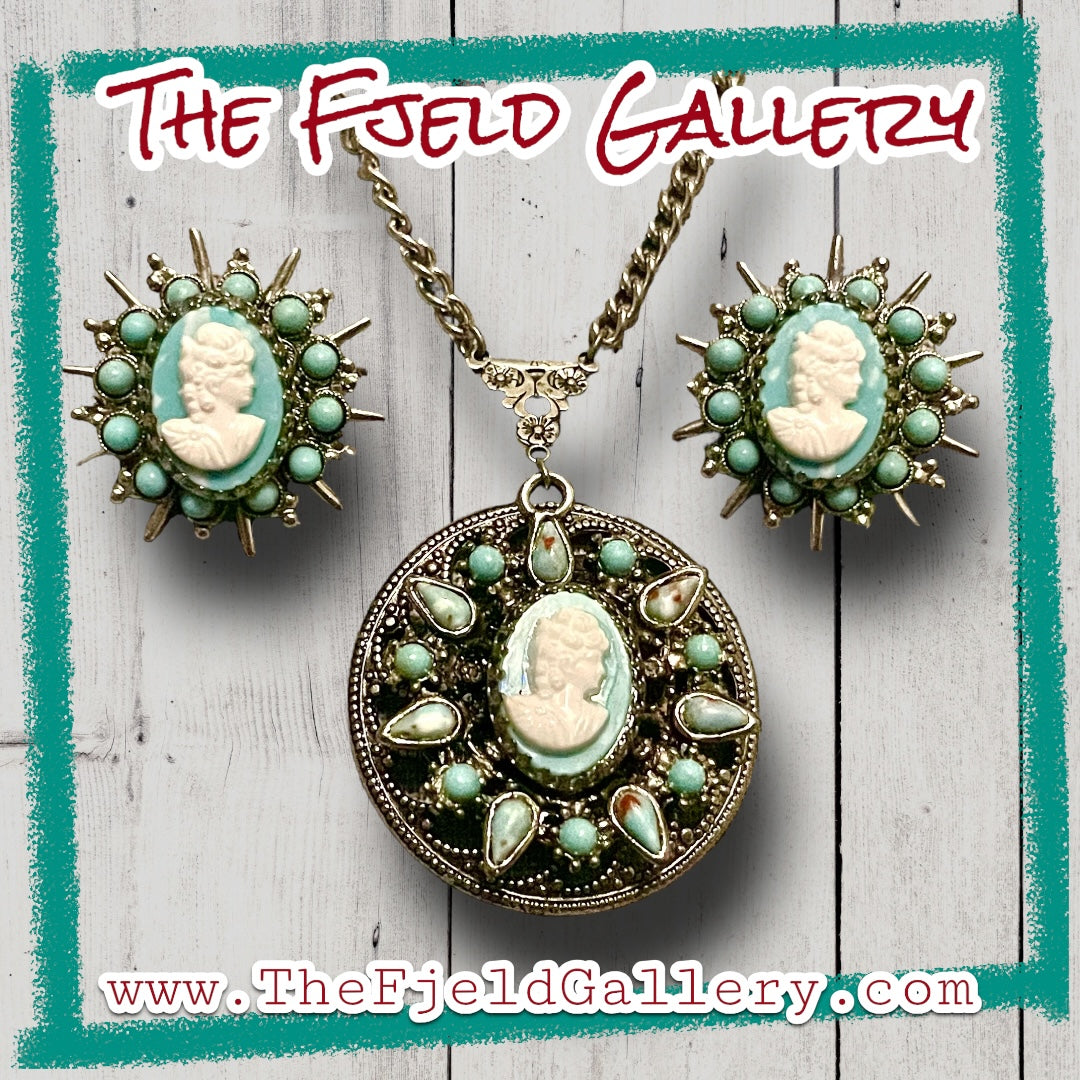 Turquoise Blue Hubble Glass Cameo Silver Filigree Necklace
