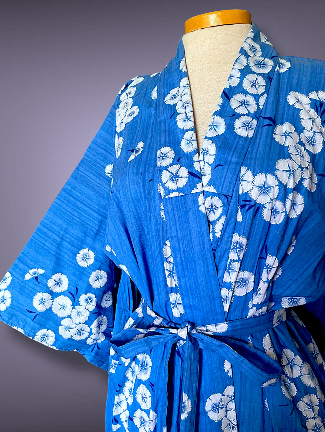 Vintage 1960’s Blue & White Cherry Blossom Flower Print Kimono