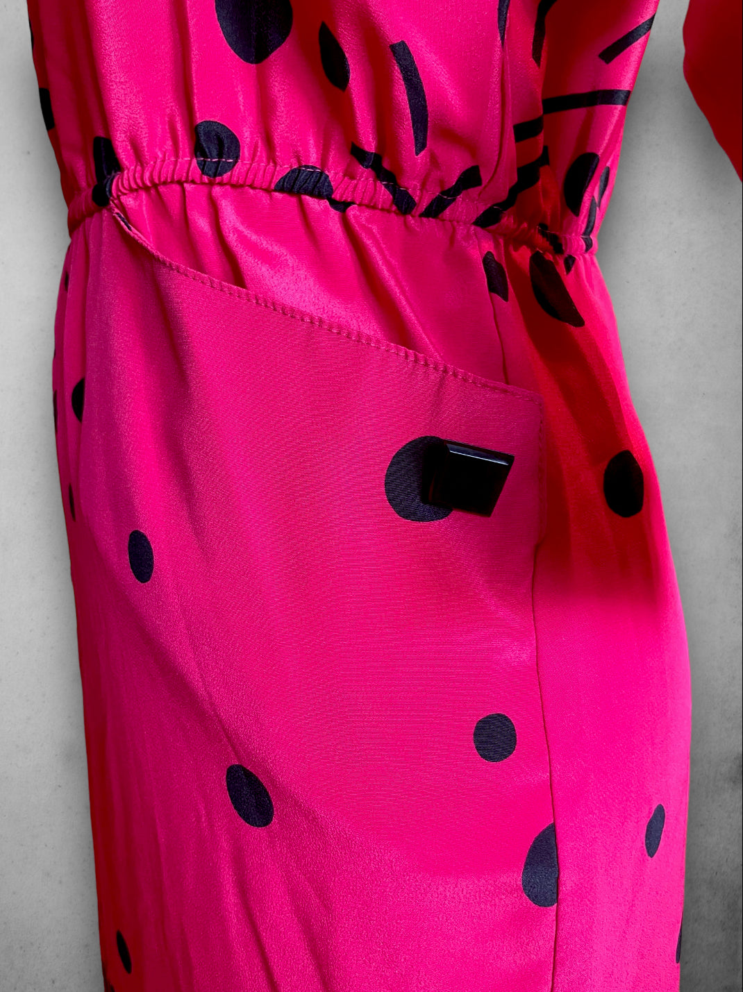1980’s Pink Magenta Abstract Polka Dot Print Batwing Dress with Pockets