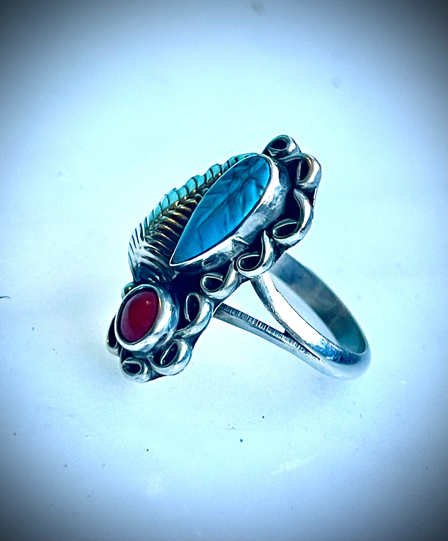 Native American Sterling Silver Turquoise Carved Leaf & Red Coral Ring w/ Leaf