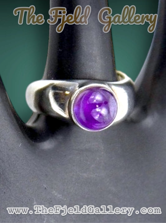 Sterling Amethyst Cabochon Modern Minimalist Ring Size 6.5