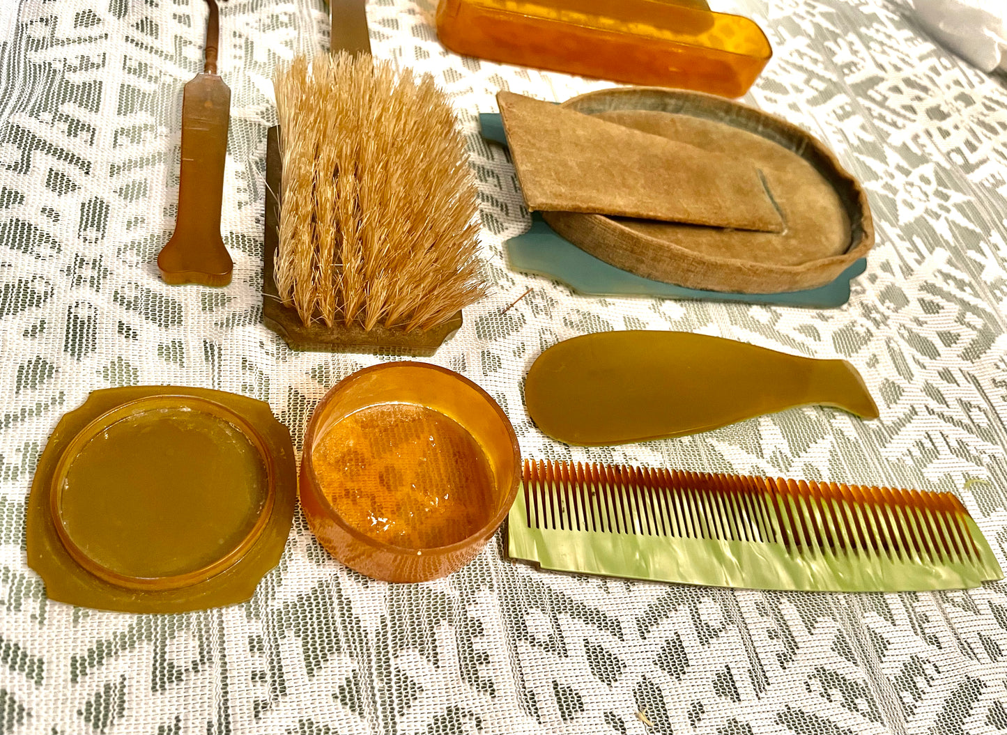 1920’s Green Marble Celluloid 7 pcs Vanity Set