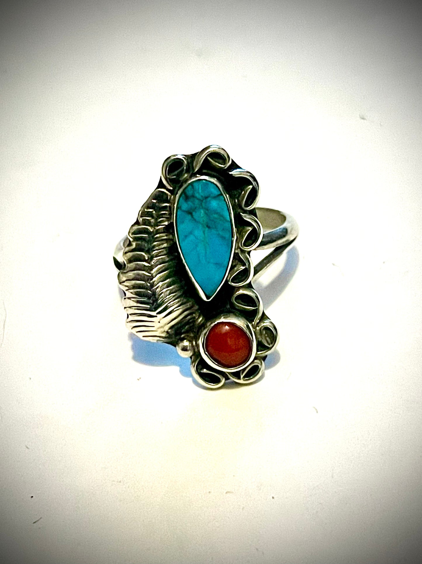 Native American Sterling Silver Turquoise Carved Leaf & Red Coral Ring w/ Leaf