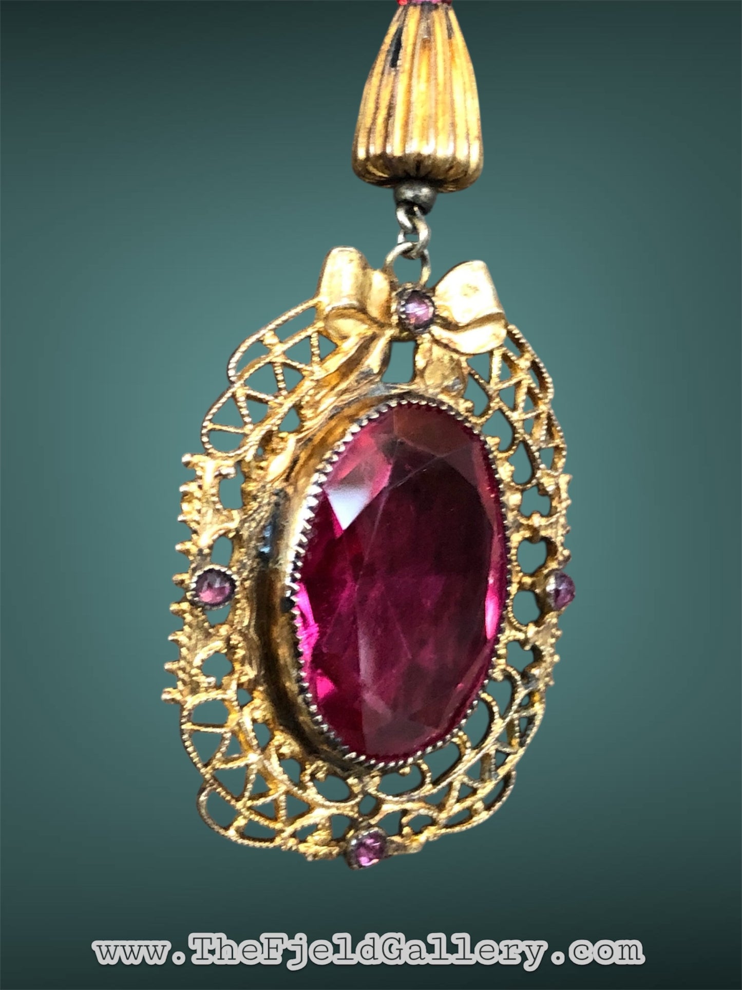 Art Nouveau Gilded Gold Bow Design Bright Pink Czech Art Glass Pendant & Beaded Necklace