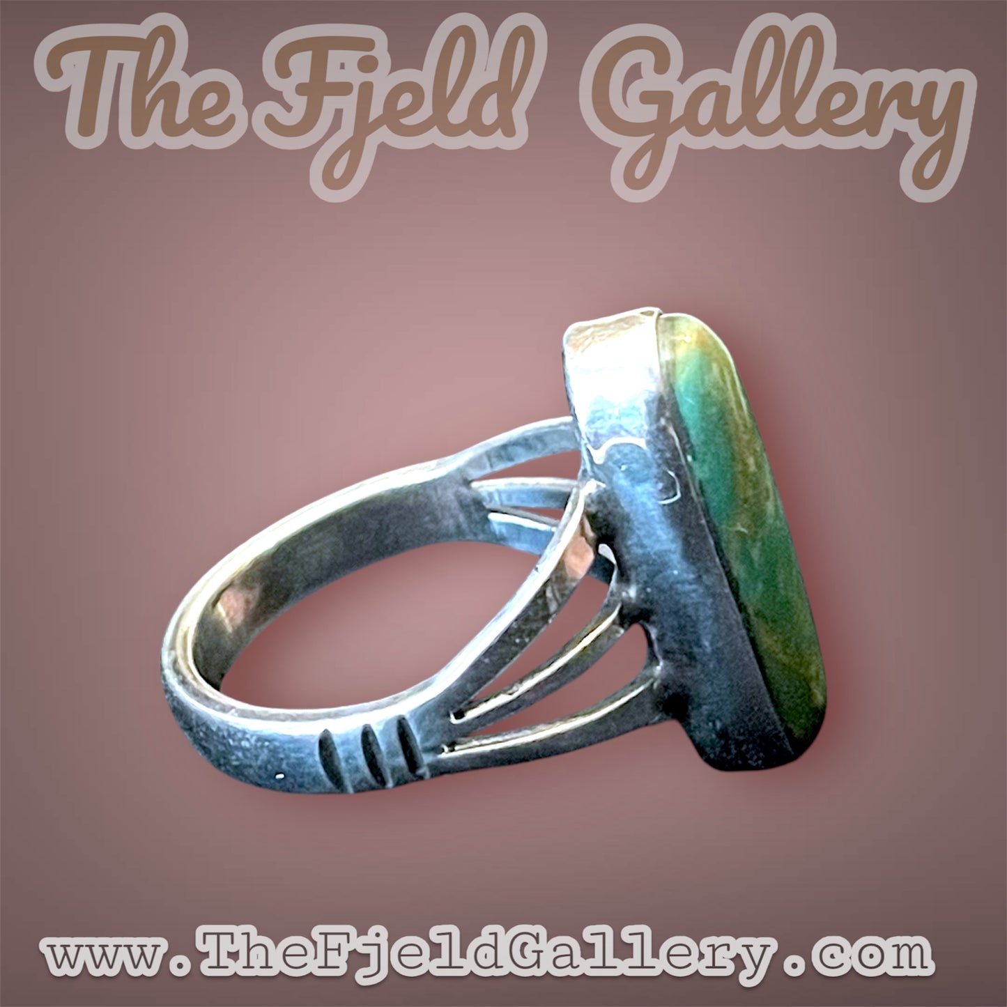 Native American Embossed Green Turquoise Gemstone Solitare Ring Size 6.25