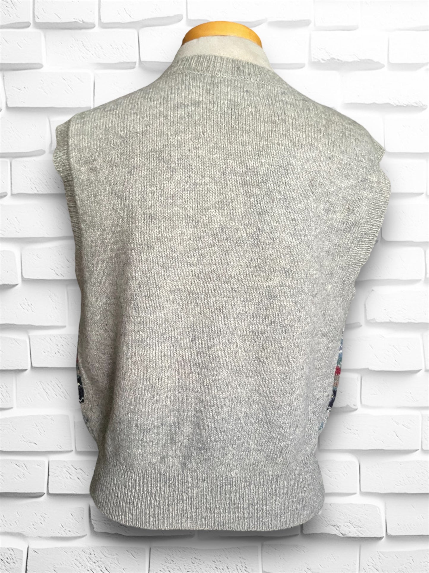 Vintage 1970’s Knit Sweater Vest w/ Sheep, Flowers & Houses
