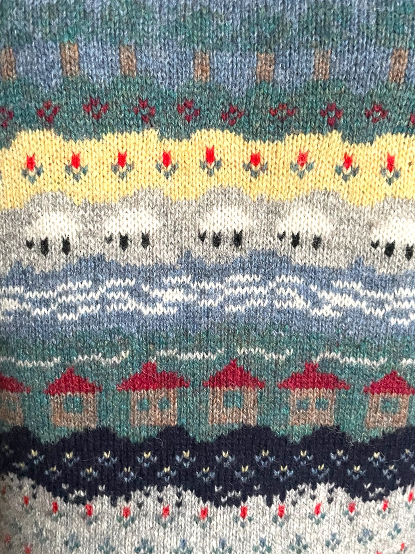 Vintage 1970’s Knit Sweater Vest w/ Sheep, Flowers & Houses