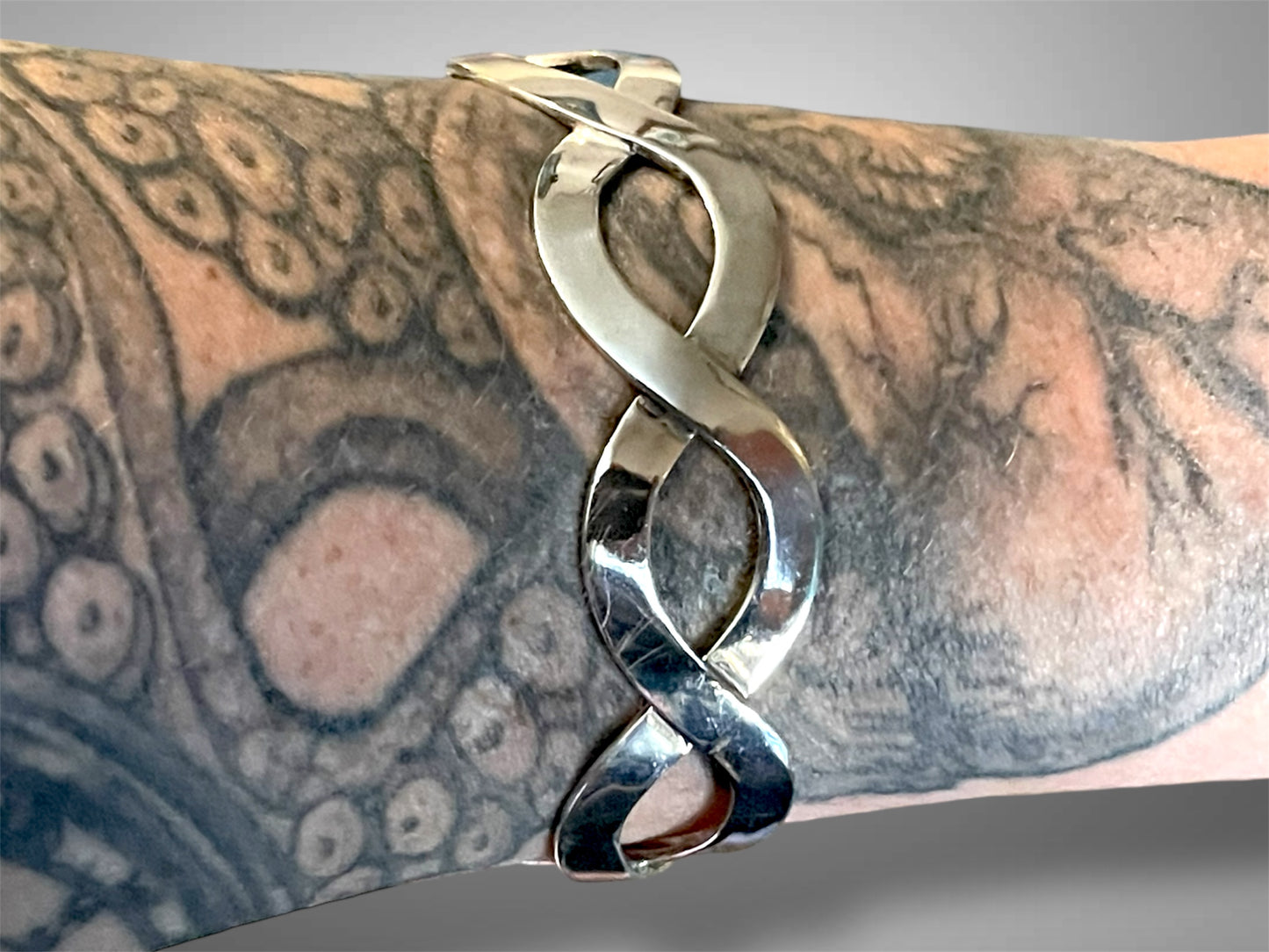 Vintage Minimalist Infinity DNA Spiral Solid Sterling Silver Cuff Bracelet