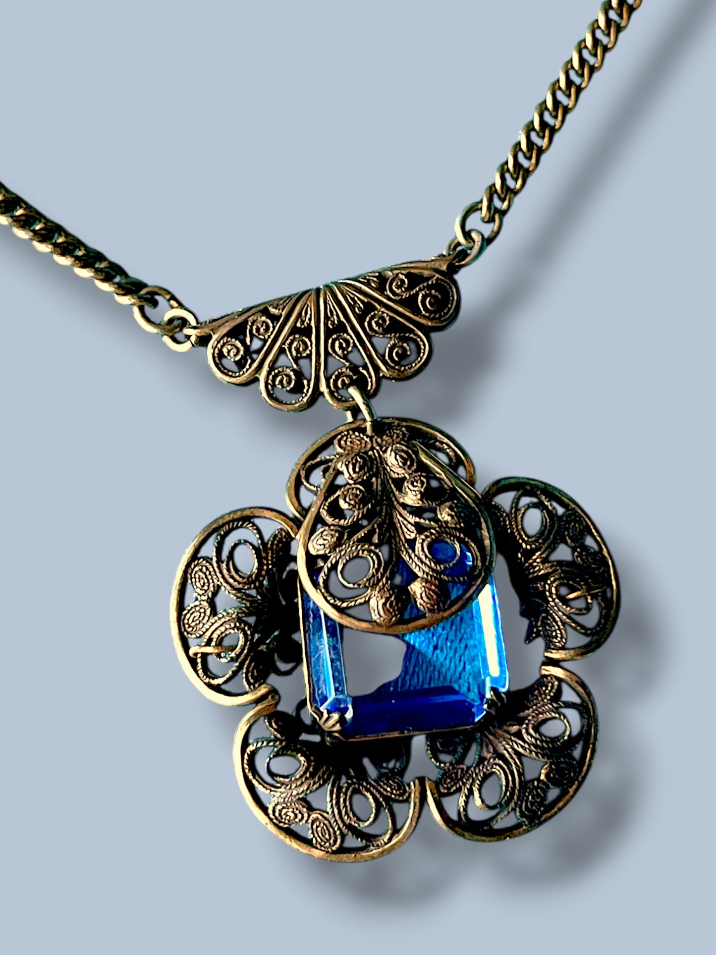 Art Deco Czechoslovakian Blue Crystal Brass Filigree Flower Necklace