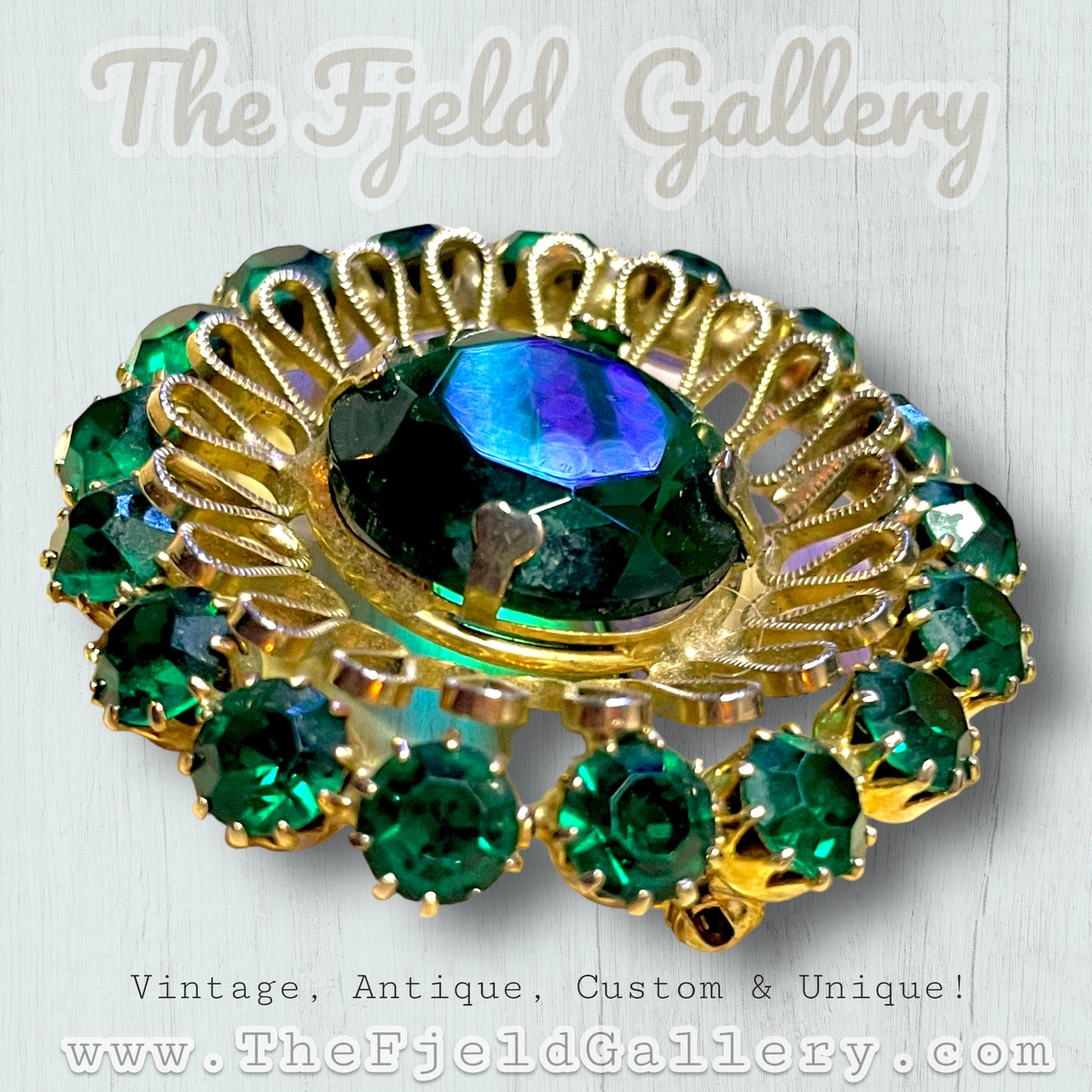 Hollywood Regency Emerald Green Aurora Borealis Crystal Starburst Brooch