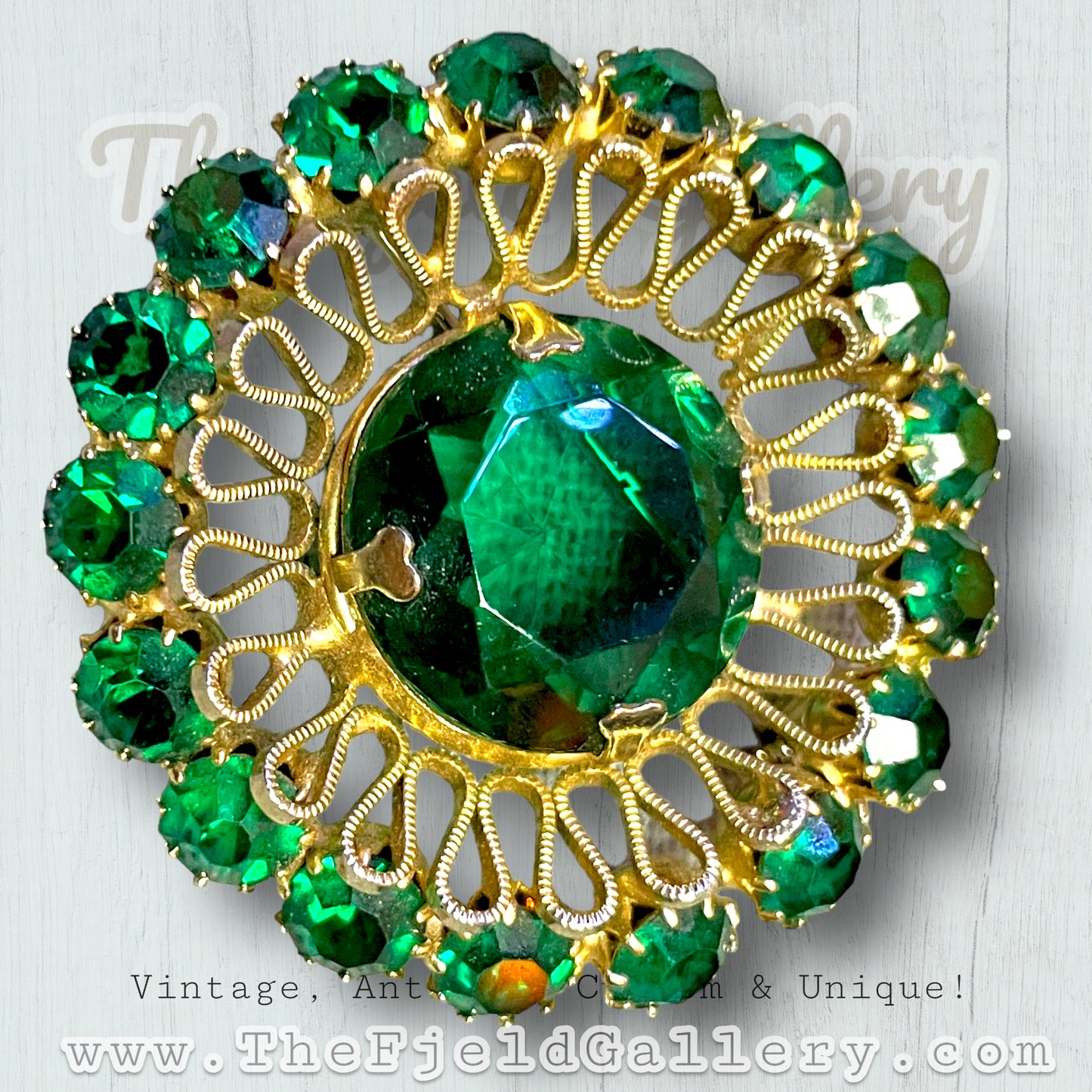Hollywood Regency Emerald Green Aurora Borealis Crystal Starburst Brooch