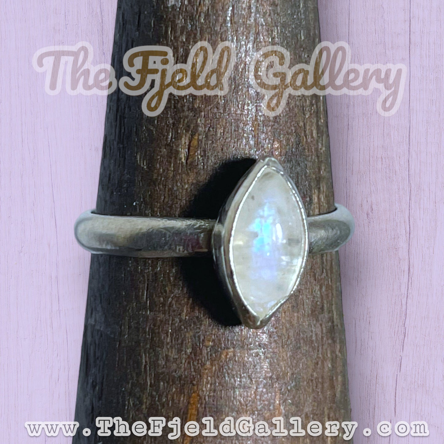 Sterling Silver Moonstone Ring