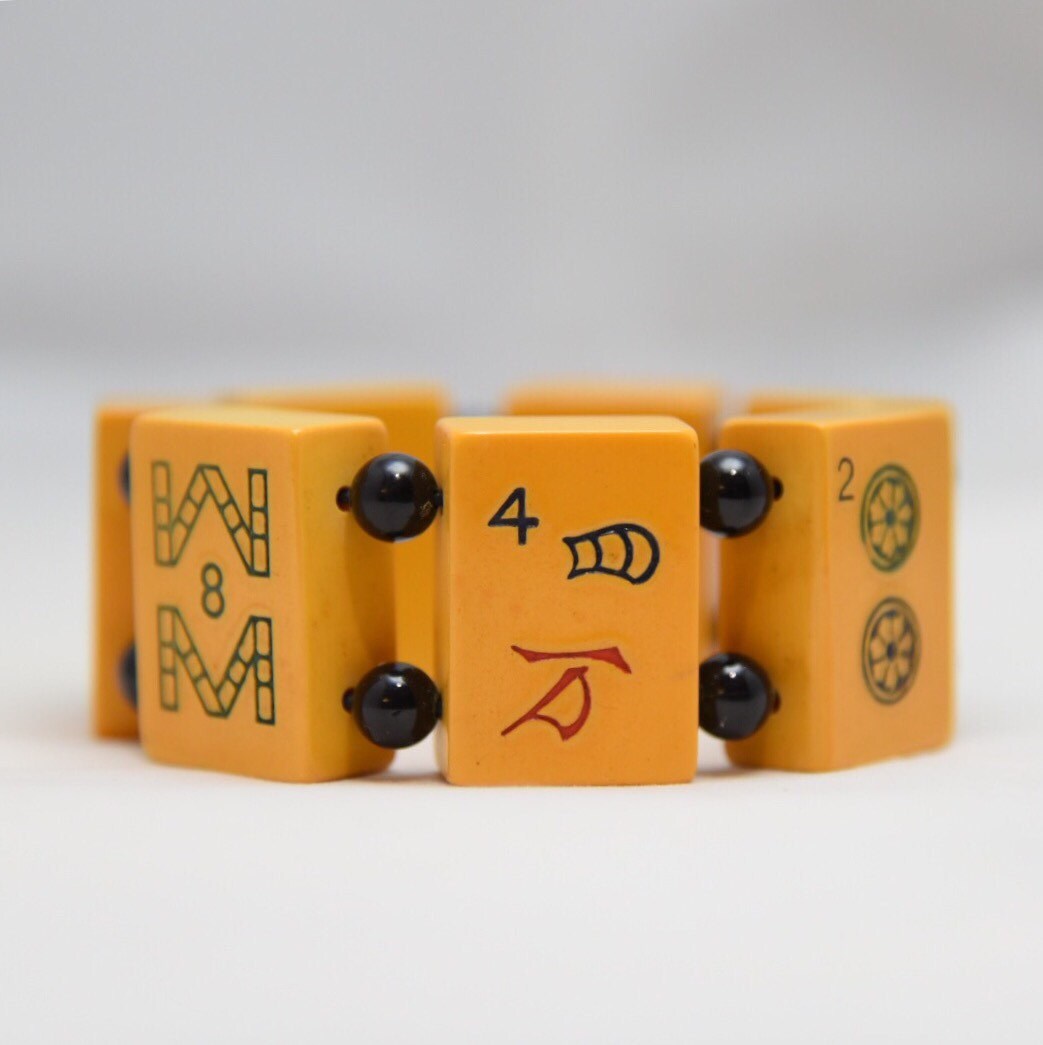 Bakelite Majong stretxh bracelet c.1930's