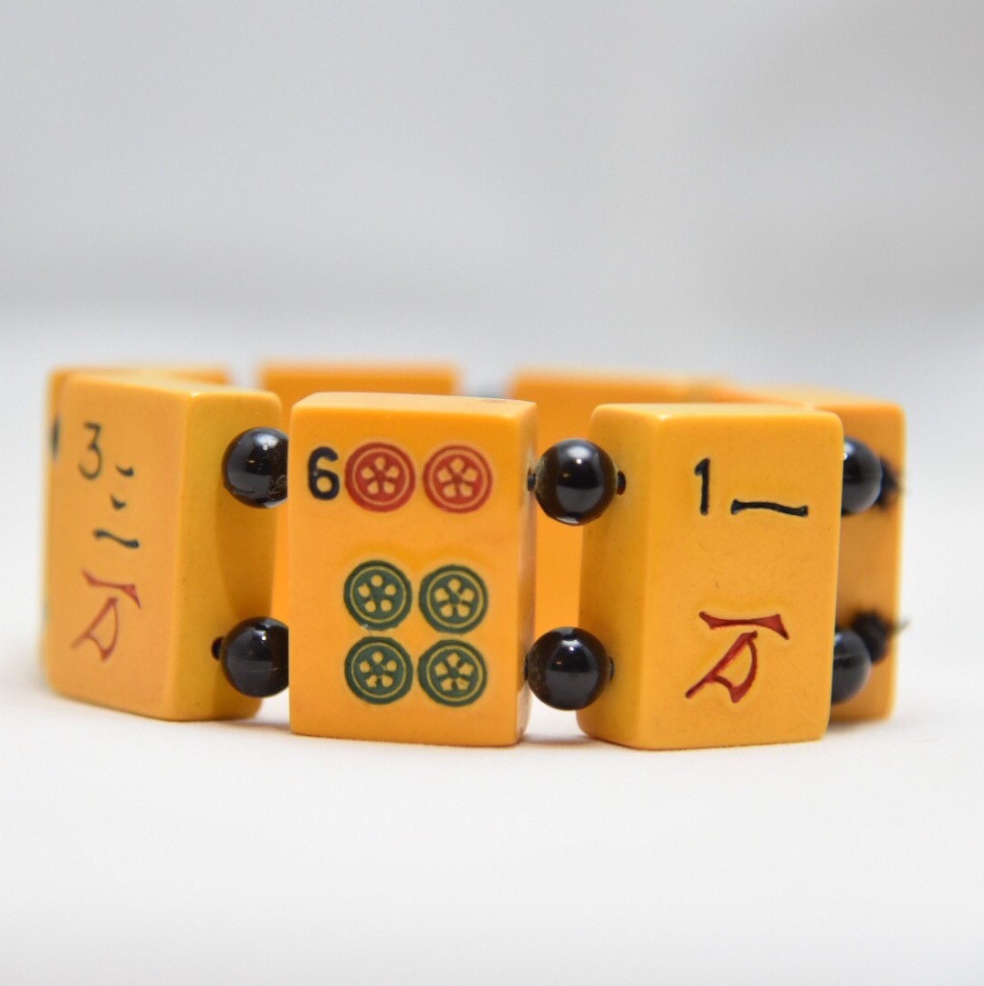 Bakelite Majong stretxh bracelet c.1930's