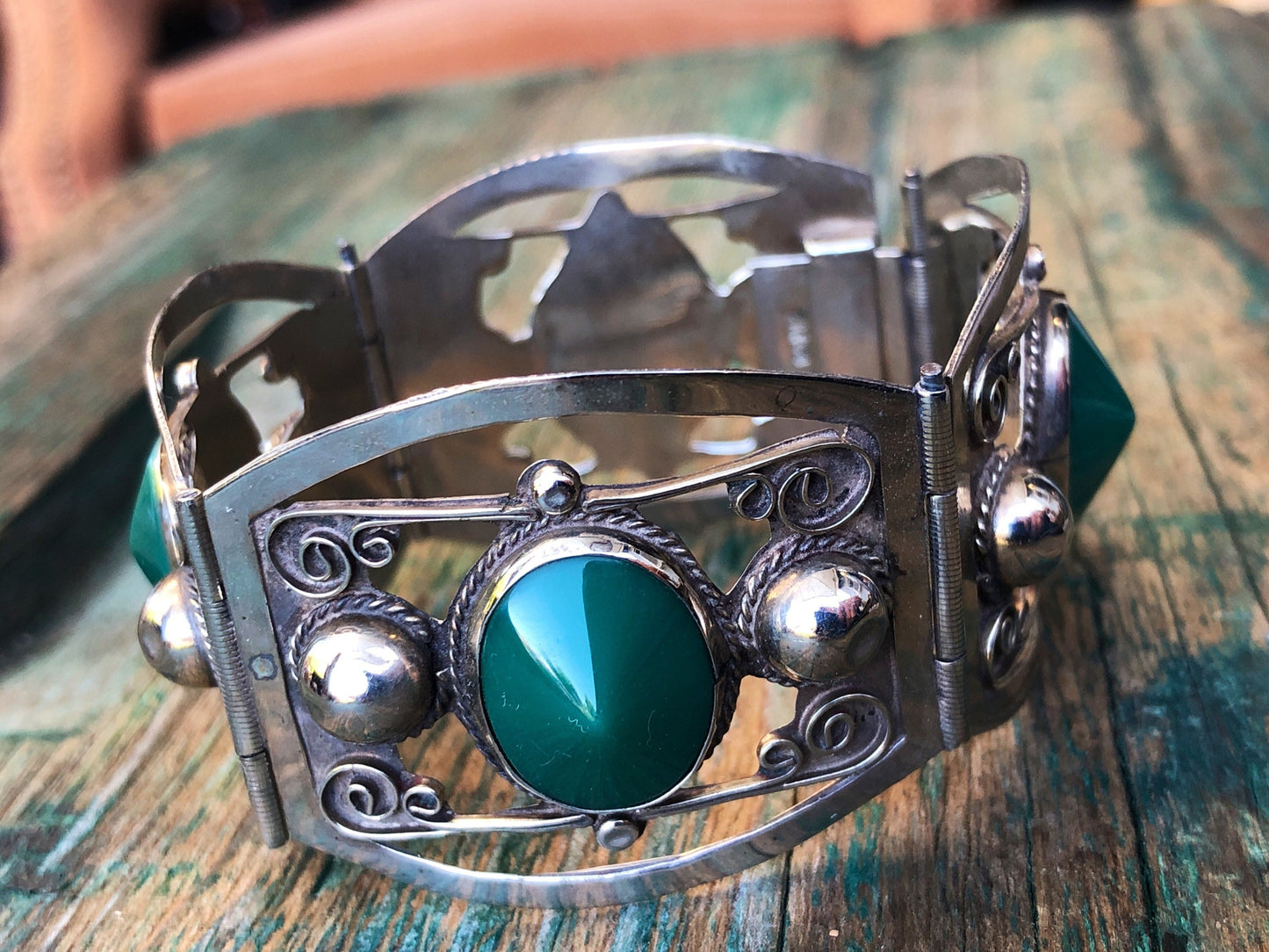 Sterling Silver Mexican Taxco Green Chrysoprase Art  & Craft Panel Link Bracelet