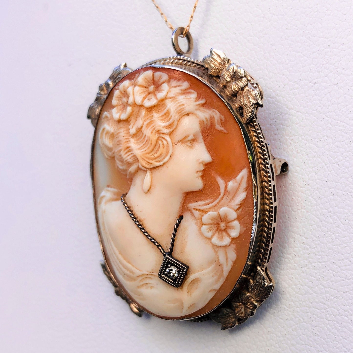 14K Gold Set Carved Shell Cameo with Diamond Necklace & Brooch