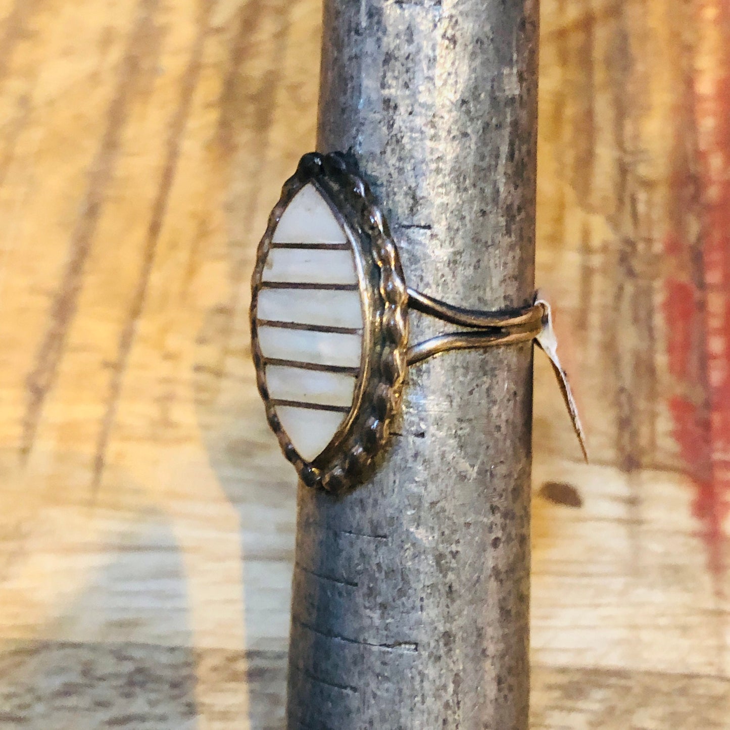 Vintage Zuni Native American Sterling Silver & Mother of Pearl with silver inlay Diamond Shaped Ring