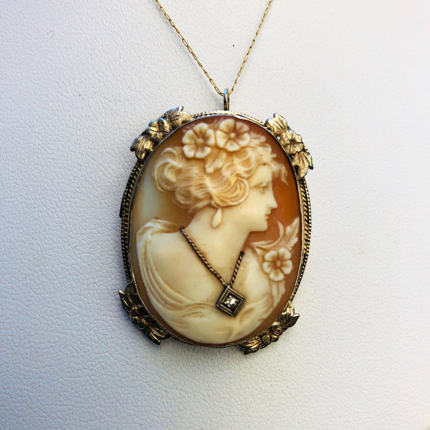 14K Gold Set Carved Shell Cameo with Diamond Necklace & Brooch