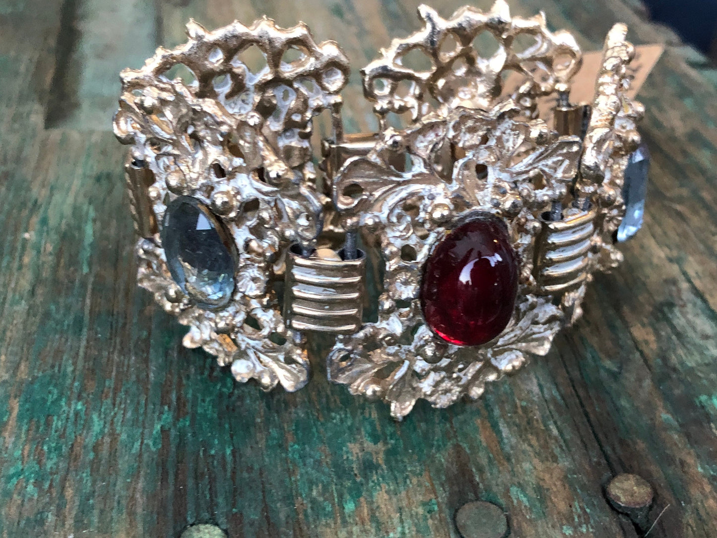 Rococo Gold Chunky Panel Book Chain Link Bracelet Red & Blue Art Glass