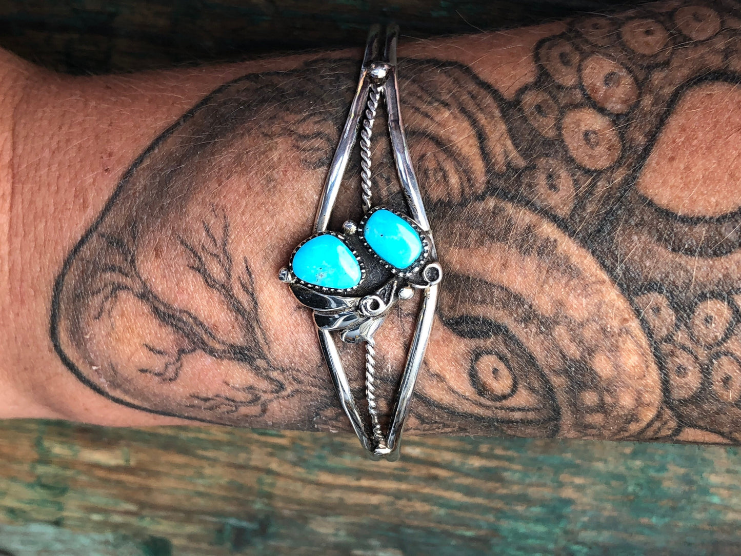 Gorgeous 2 stone Turquoise Gemstone Native American Vintage Sterling Silver Cuff Bracelet
