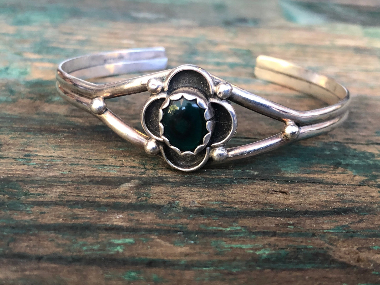 Vintage Native American Sterling Silver & Abalone Cuff Bracelet