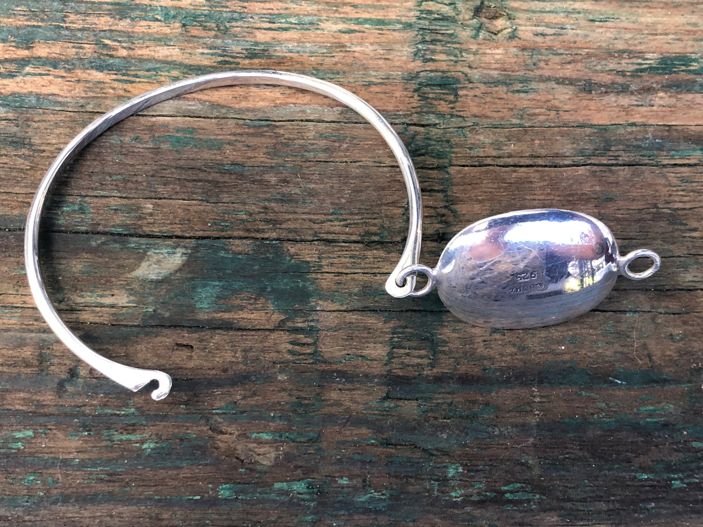 Vintage Turquoise Sterling Silver Pressure Hinged Bangle Bracelet