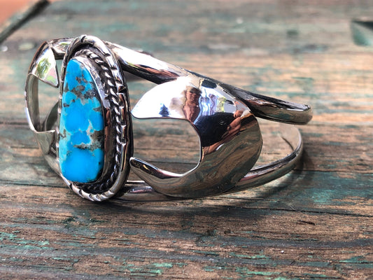 Vintage Turquoise Native American Sterling Silver Southwest Old Pawn Moon Cuff Bracelet