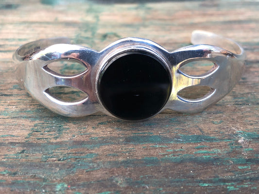 Taxco Sterling Silver Onyx Vintage Mexican Cuff Bracelet