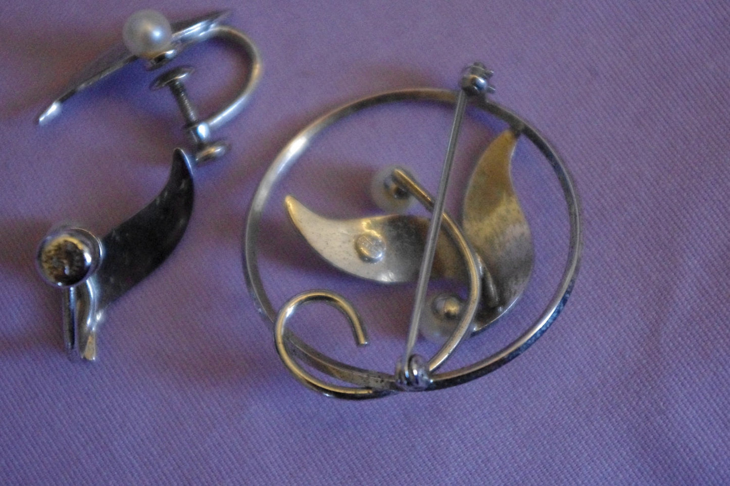VAN DELL 925 Sterling Silver & Pearl Art Nouveau Brooch & Earring Parure