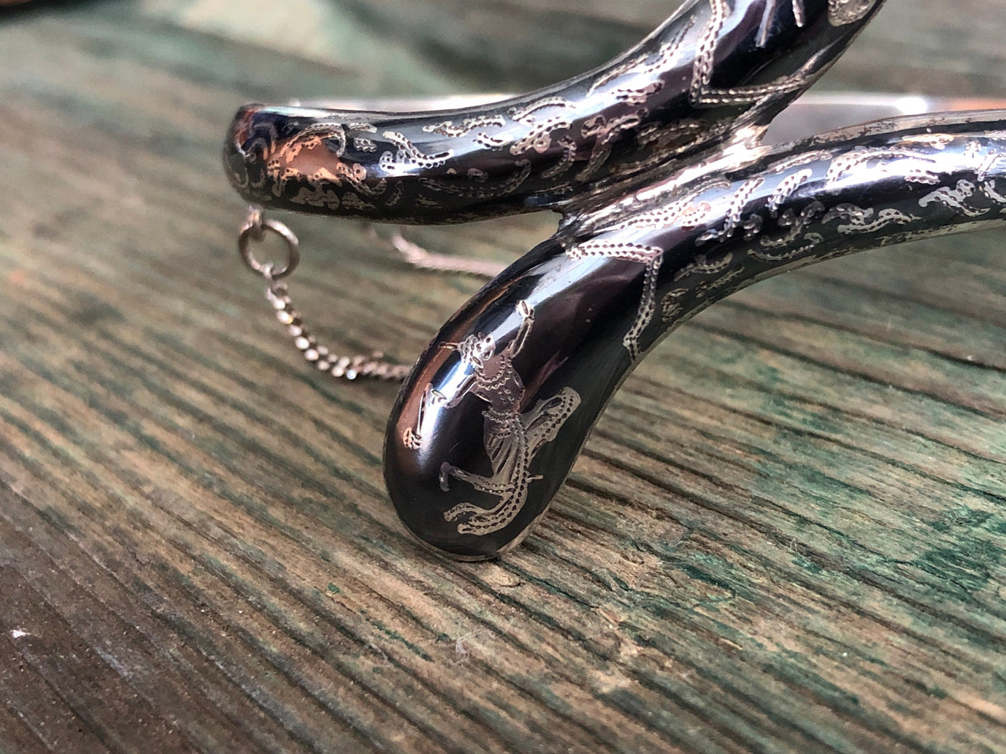 Vintage Nielloware Siam Sterling Silver Hindu Gods & Goddess Hinged Bypass Bangle Bracelet