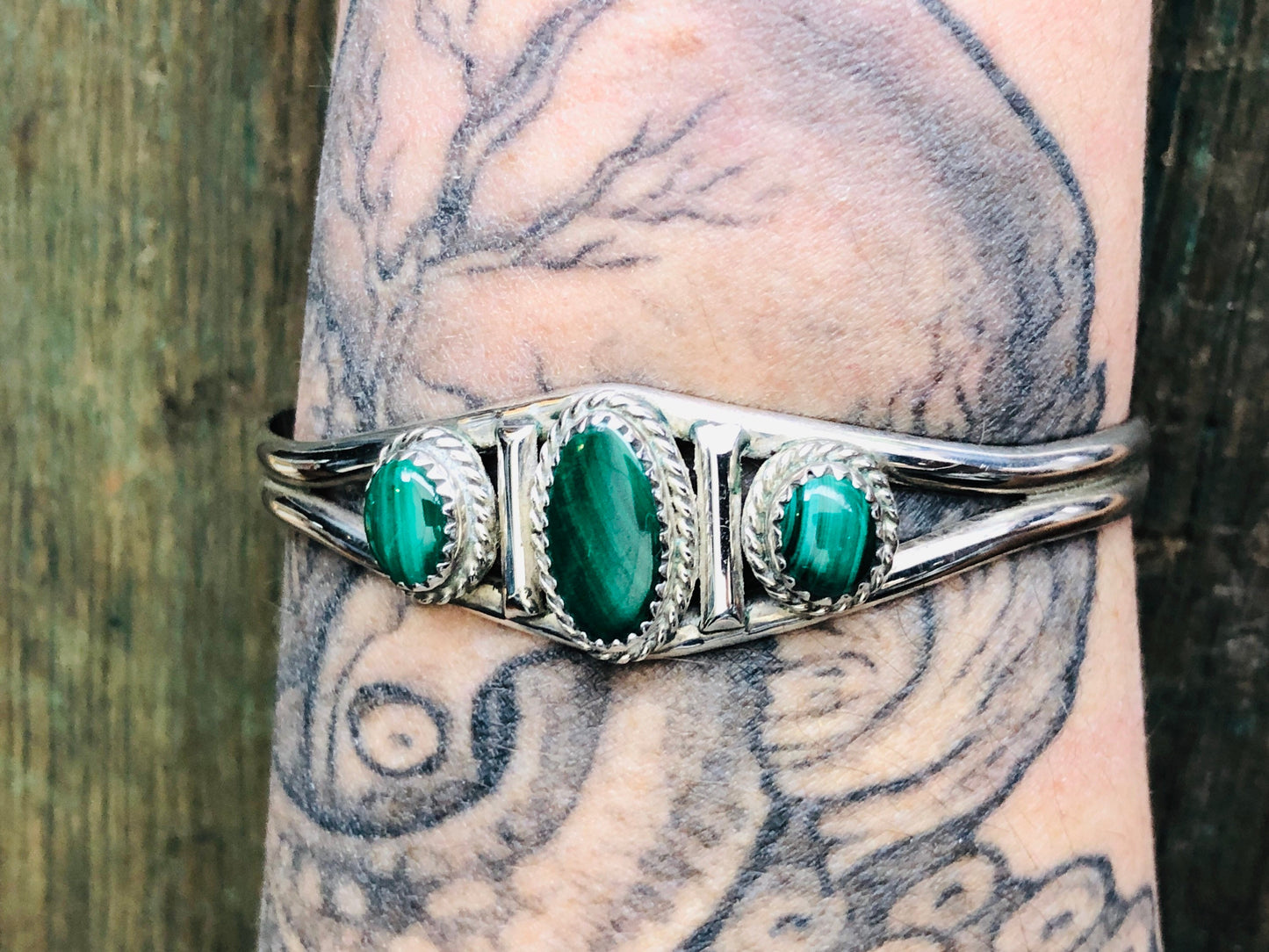 Vintage Native American 3 Green Malachite Gemstone Sterling Silver Cuff Bracelet