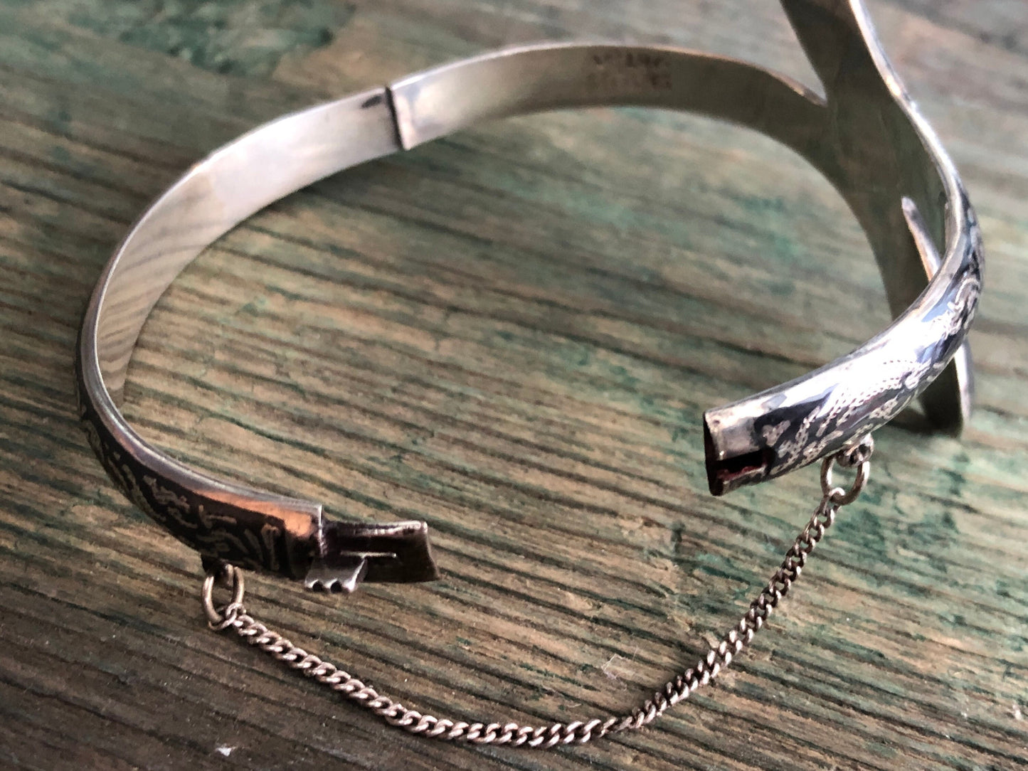 Vintage Nielloware Siam Sterling Silver Hindu Gods & Goddess Hinged Bypass Bangle Bracelet