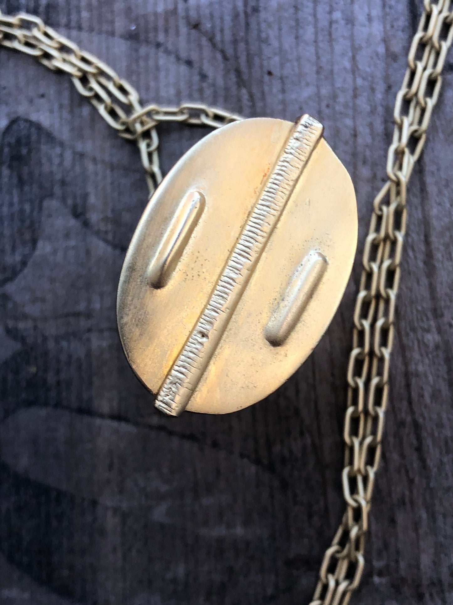 Unique Vintage Gold Opening Gift Box with Bow Necklace